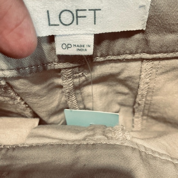 LOFT NWT Women's Poplin Wide Leg Pants - Khaki - Size 0P - Picture 8 of 9